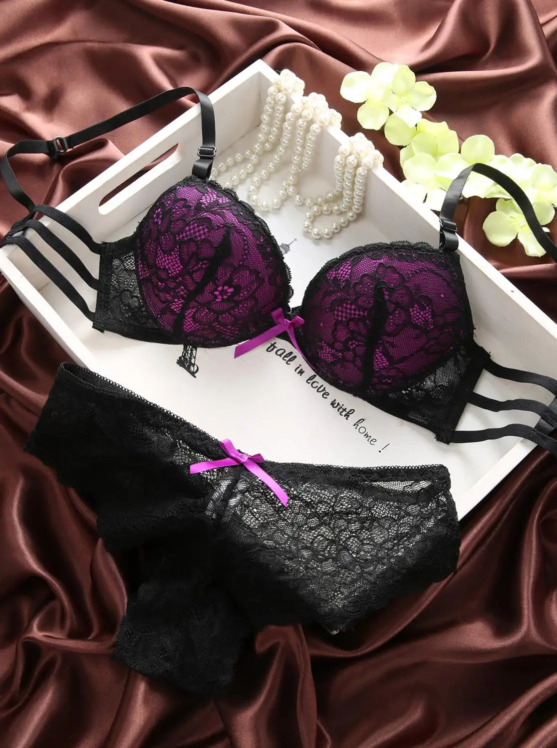 Ensemble de soutiens-gorge ensemble de sous-vêtements en dentelle sexy soutien-gorge en V profond ensemble de lingerie épaisse ensemble de culottes de soutien-gorge push up broderie violet rose noir femmes