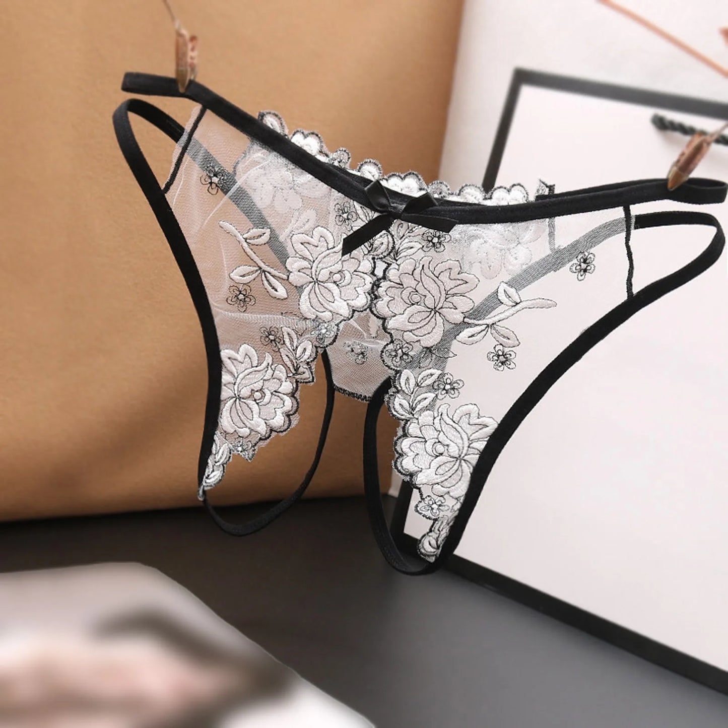 Intimates Women G-String Panties Slit Free Transparent Ladies Thongs Underpants For Woman Sexy G-Strings Low-Rise Underwear